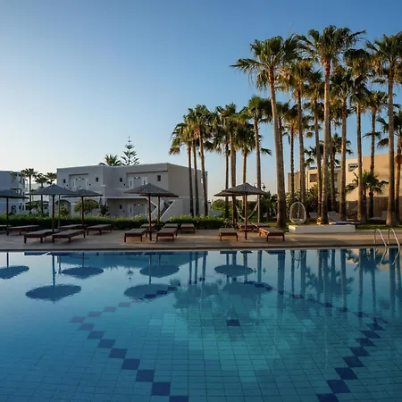 Delfina Tropic 4*