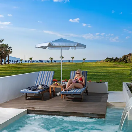 Delfina Tropic Resort