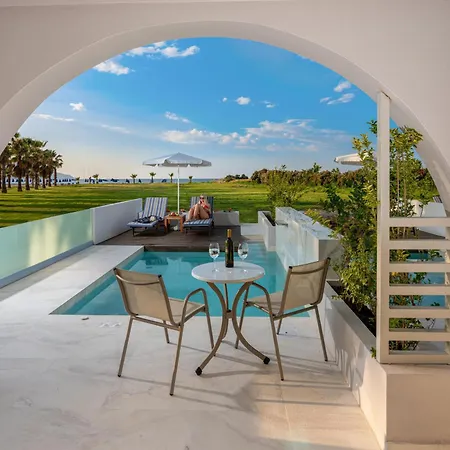 Delfina Tropic Resort 4*