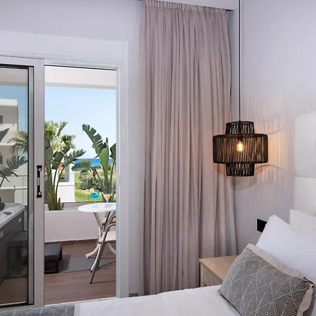 Resort Delfina Tropic