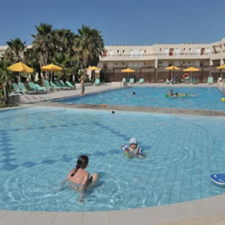 Delfina Tropic Resort Paralia Kourna