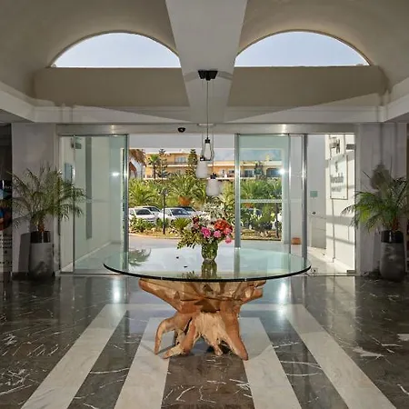 Resort Delfina Tropic 4*